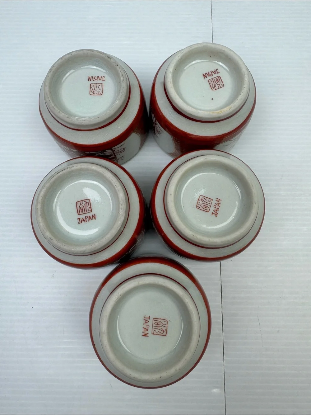 VTG Japanese Satsuma Sake Tea Cups Set Of 5 Red Gold Floral Crackle Glaze Marked